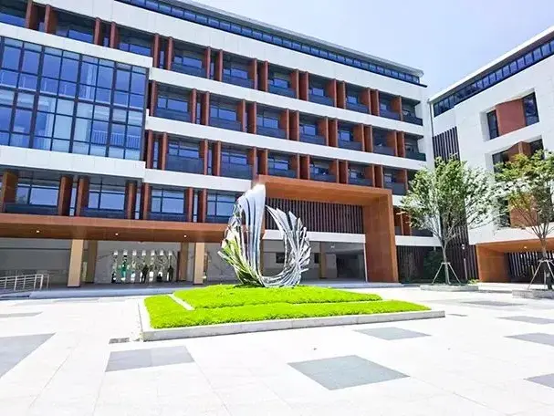 École de structure légère en acier