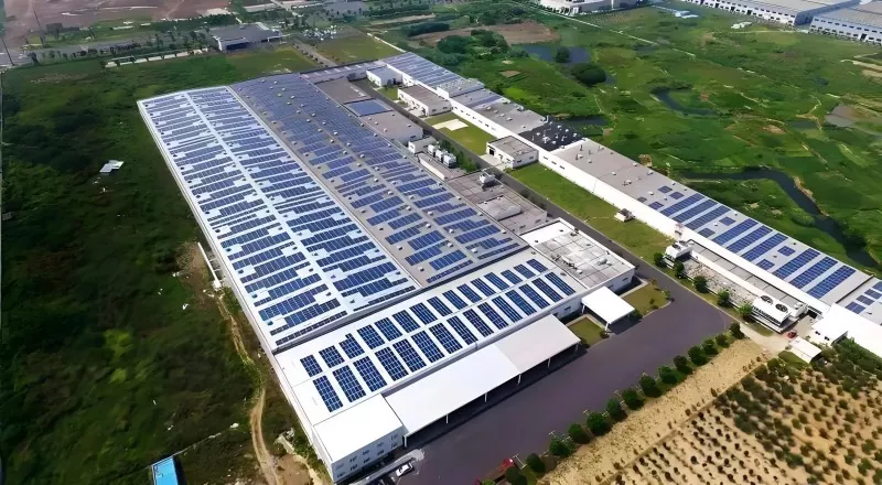 Construction en acier d'entrepôt intégré photovoltaïque