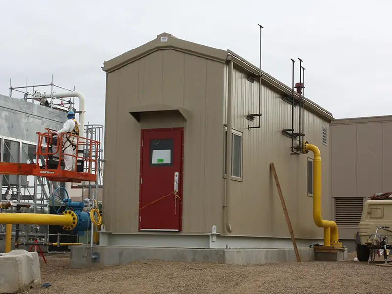 Bâtiment d'alimentation électrique de secours en acier