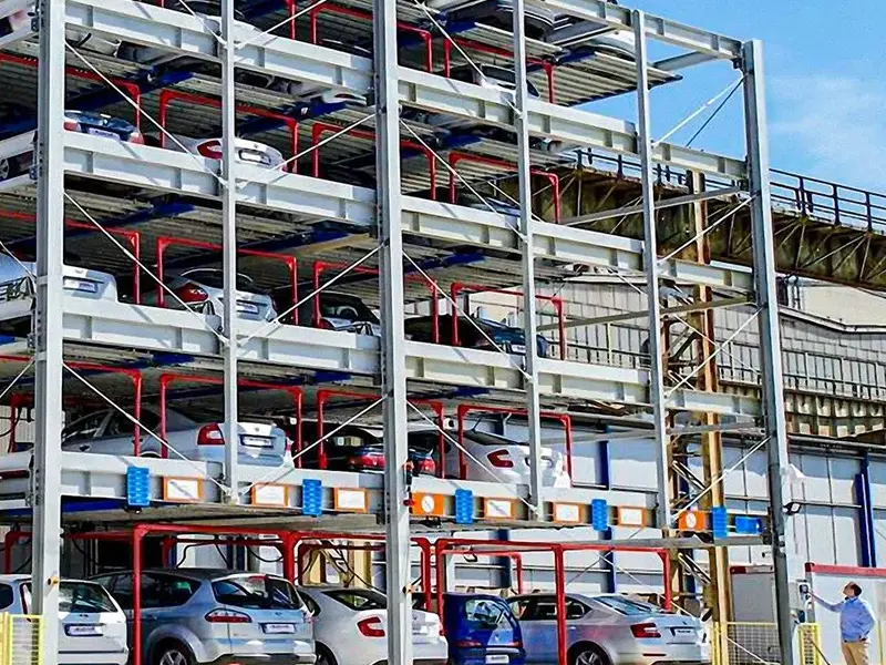 Bâtiment intégré de chargement de stationnement en acier