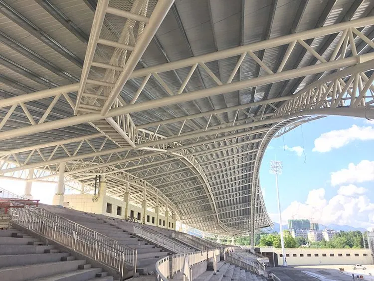Bâtiment de stand de stade à structure métallique